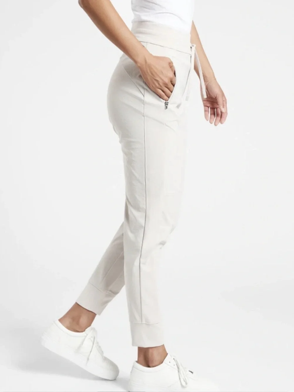 Athleta Headlands Hyrid Trek Jogger 6 Zip Pocket Travel Minimalist Athleisure